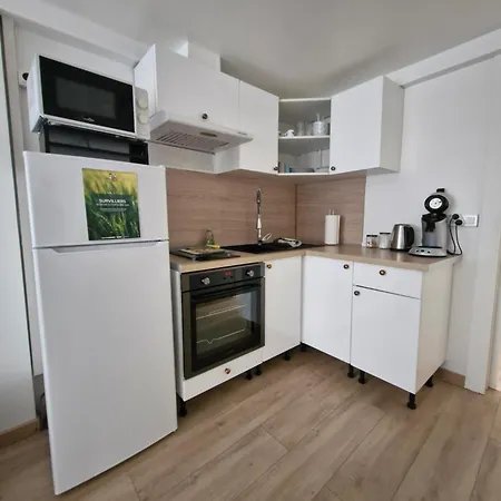 Petite Maison Cosy Avec Terrasse - Parc Astérix 10 Min - Cdg 15 Min