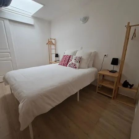 Сasa de vacaciones Petite Maison Cosy Avec Terrasse - Parc Astérix 10 Min - Cdg 15 Min Survilliers