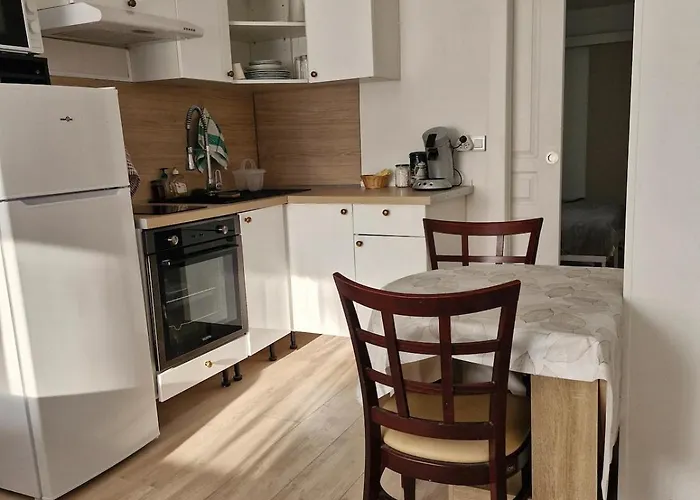 Petite Maison Proche De Paris, Parc Asterix *